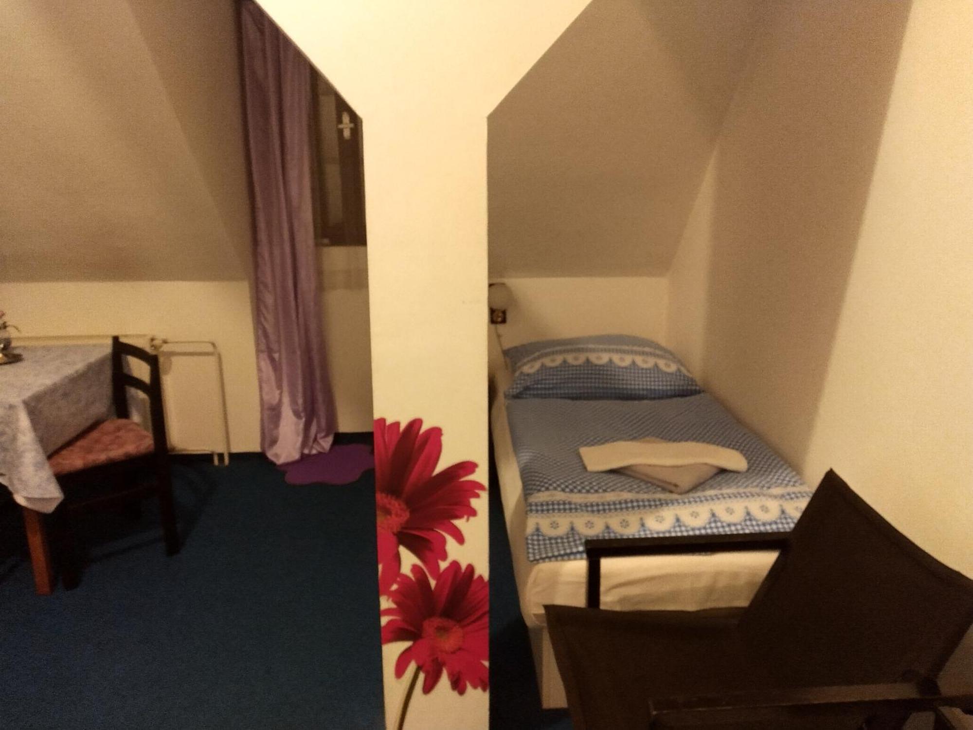 Hotel Parkan Prachatice Bagian luar foto