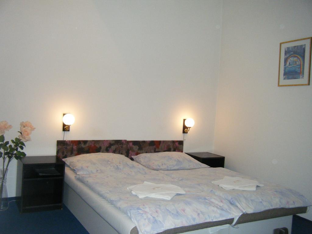 Hotel Parkan Prachatice Ruang foto